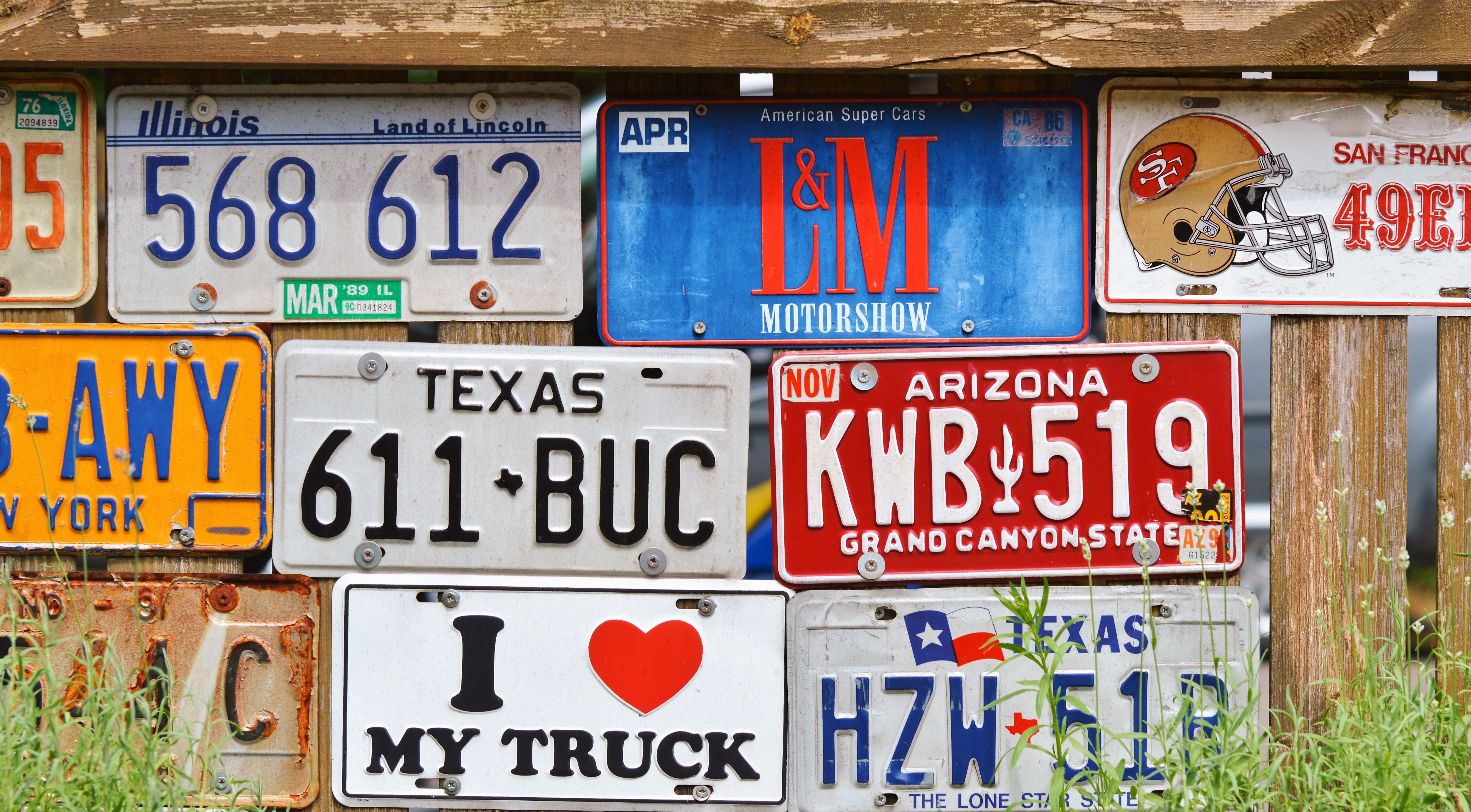 Pennsylvania driver's license and vehicle registration documents