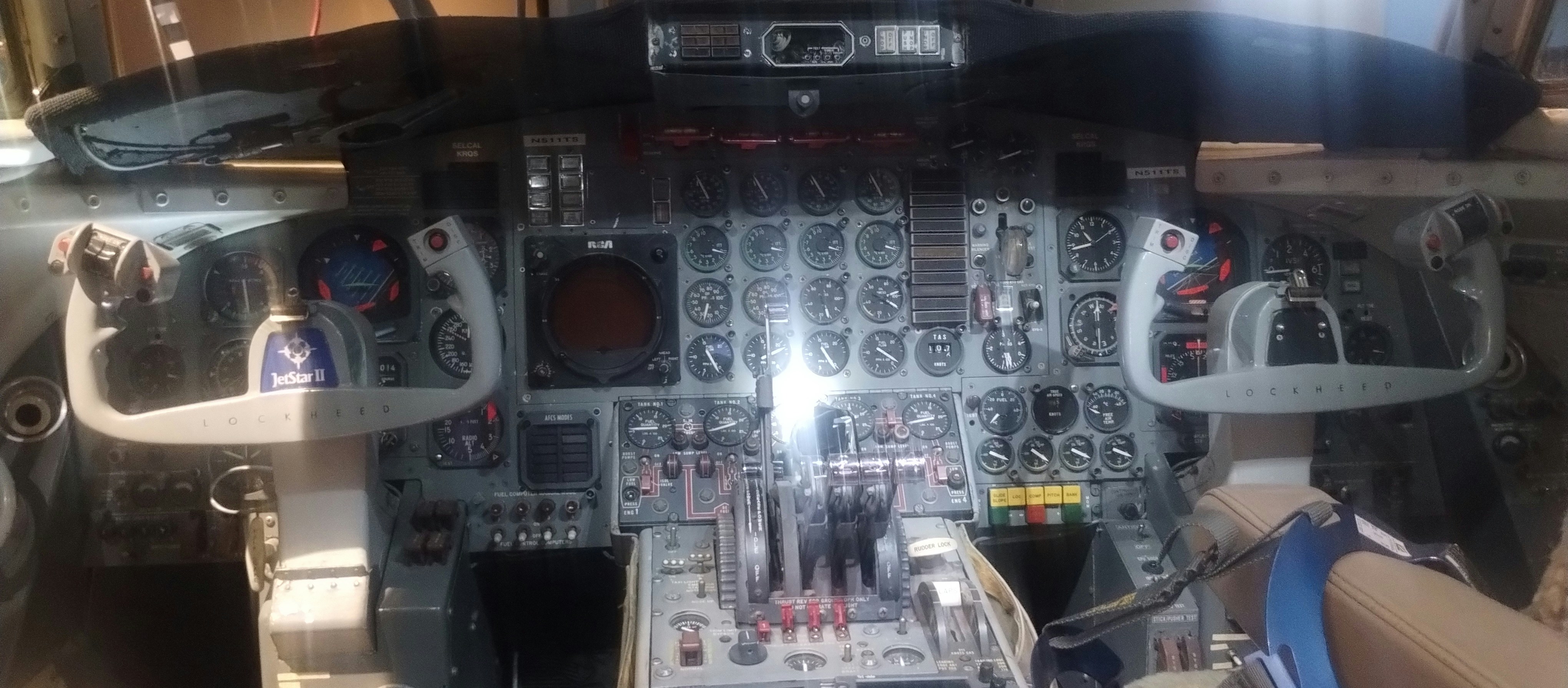 Cockpit with modern glass avionics and digital displays in a rental aircraft - best aviation renters insurance